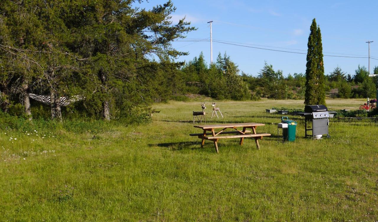 Auberge Restwell Motel Moncton Exterior photo